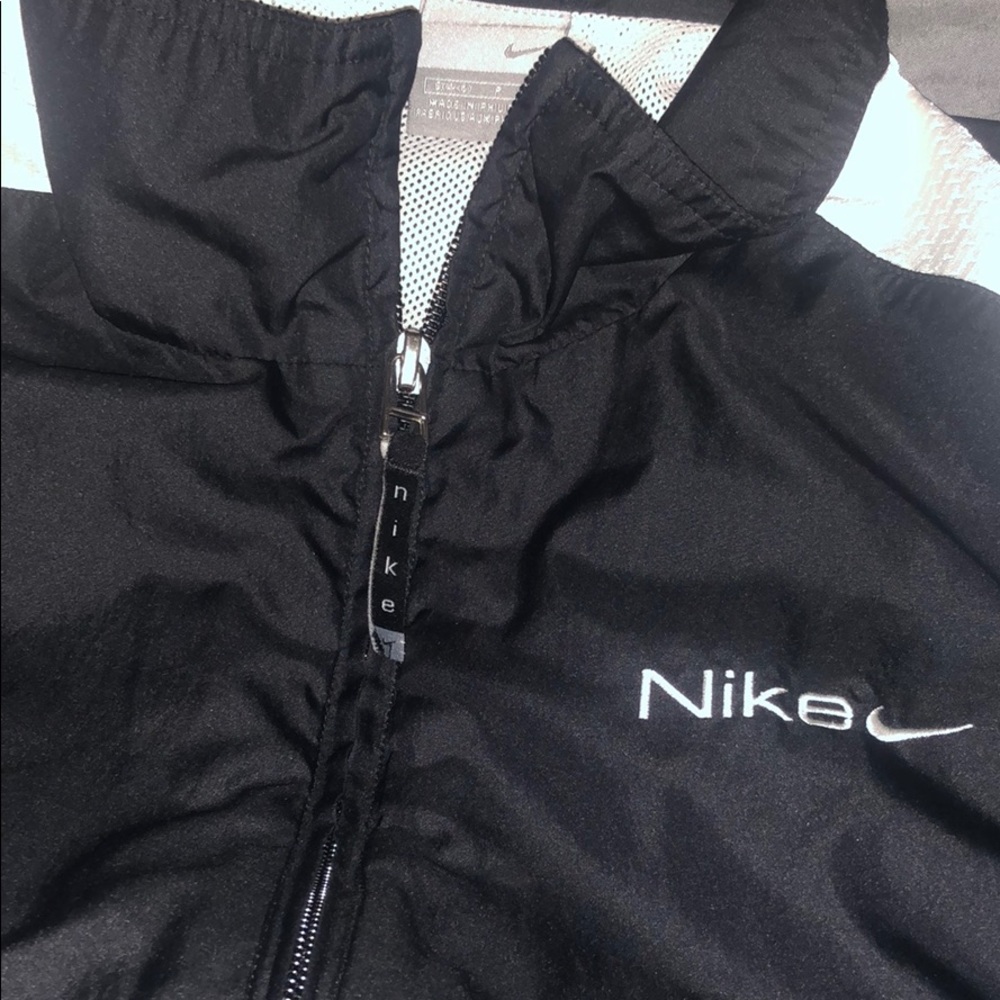 Nike jacket - Picture 2 of 4